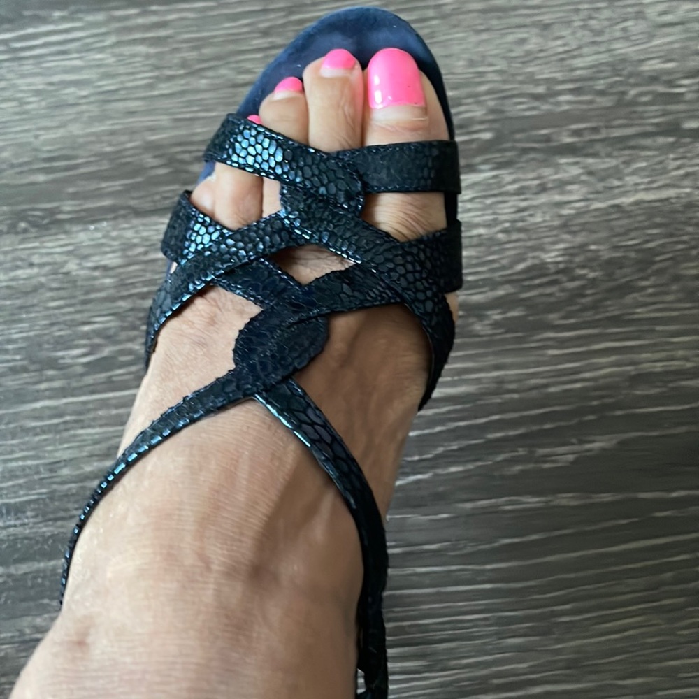 Navy snakeskin slight platforms